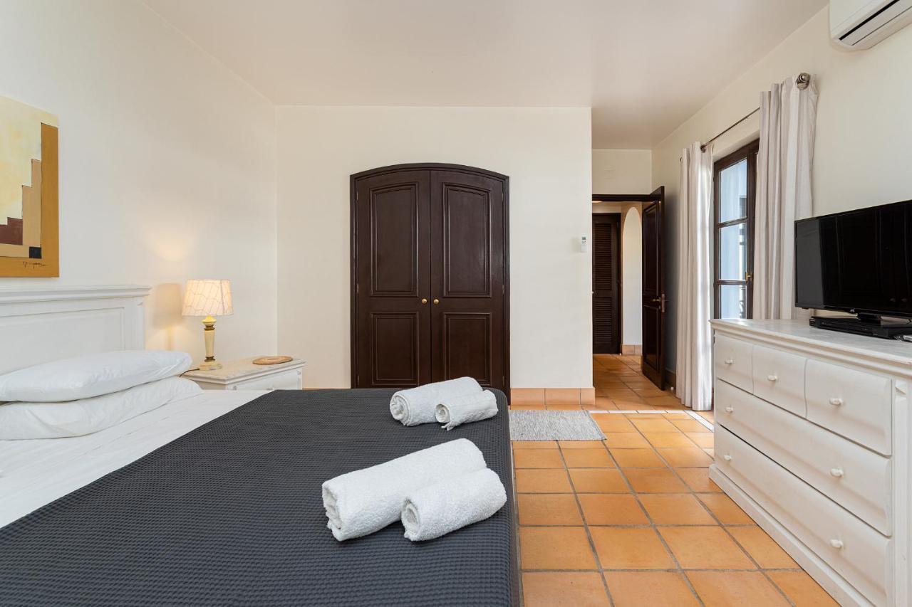 Algarve Luxury Experience - Situated Within The Pinecliffs Resort Albufeira Exterior photo