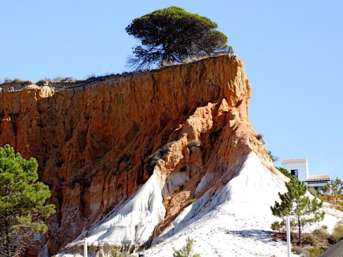 Algarve Luxury Experience - Situated Within The Pinecliffs Resort Albufeira Exterior photo